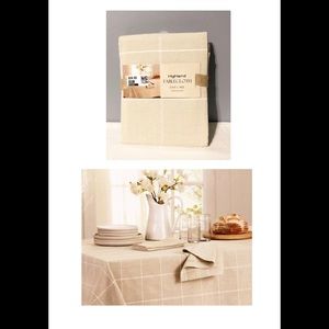 ☀️Highland 70” Round Tablecloth